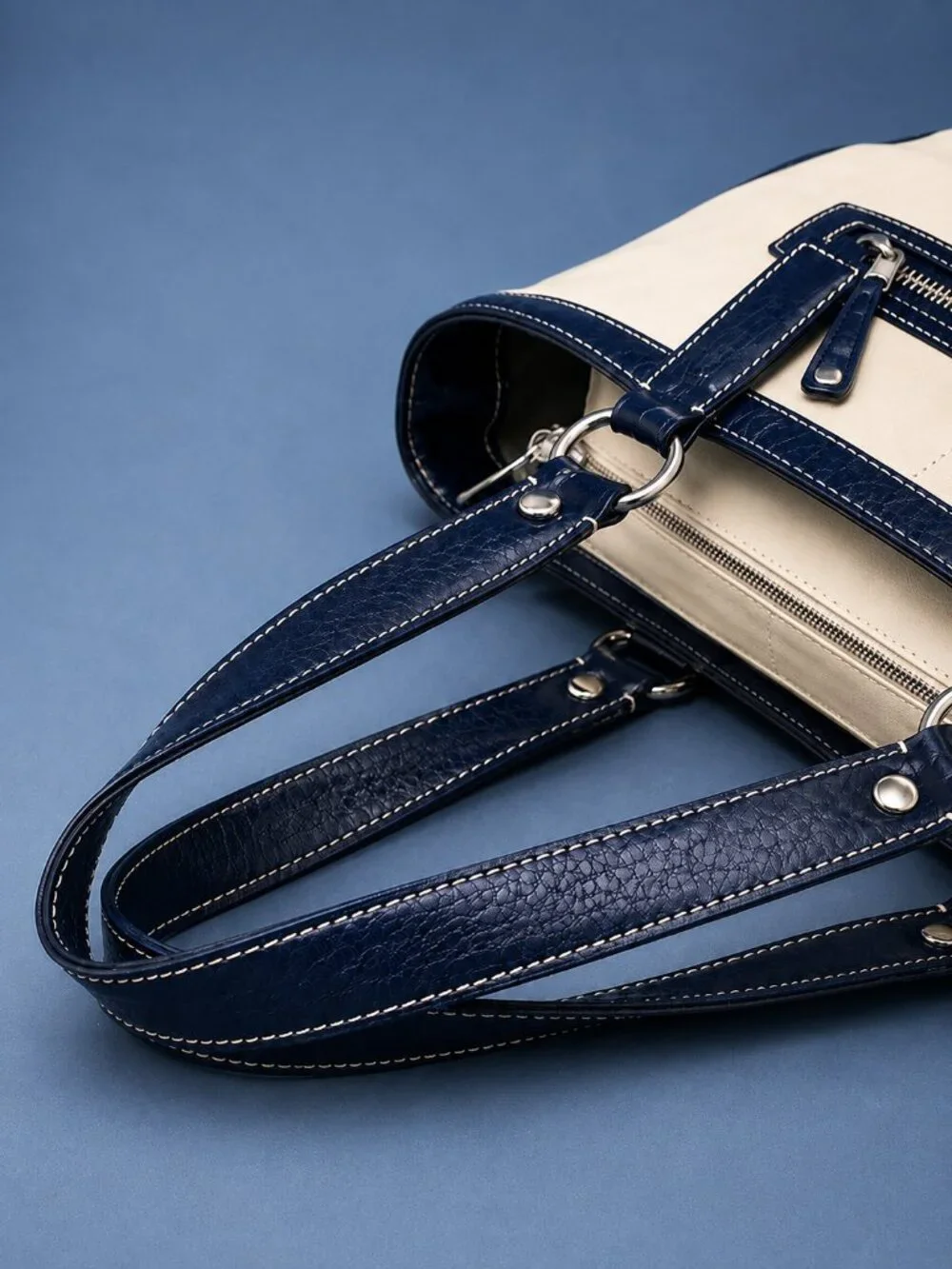 COACH Laura Spectator Carryall Chalk Navy Leather Tote Crossbody Bag - Hang Tag